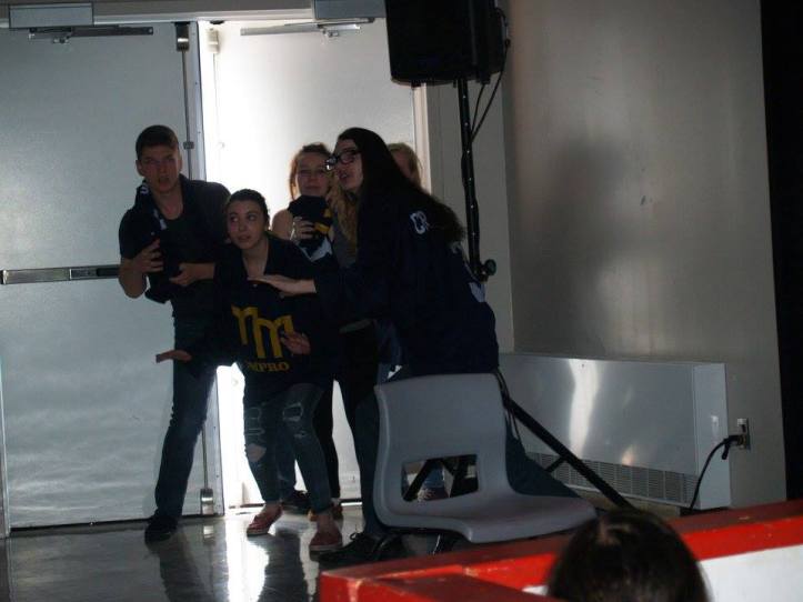 13413695_1047519765322487_4394590643555313340_n